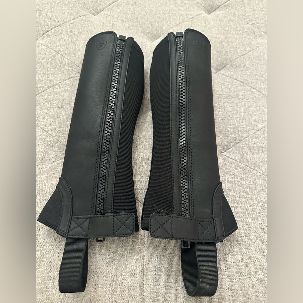 Ariat Black Riding Half Chaps with Elastic Fit